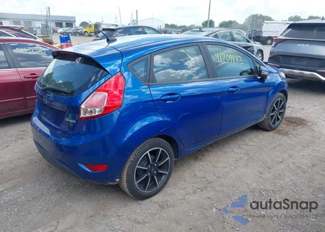 2018 Ford Fiesta Se z USA, uszkodzony, nr VIN 3FADP4EJ5JM119785